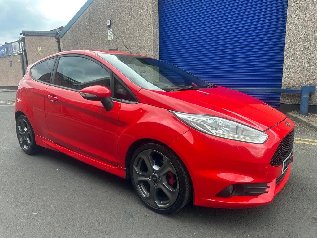 2016 Ford 1.6T EcoBoost ST-2